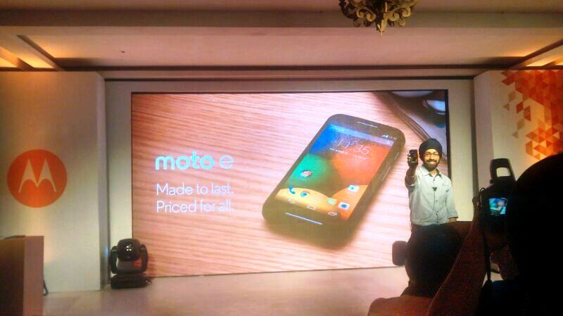 Flipkart launches Moto E for an incredibly low price of Rs.6999/-